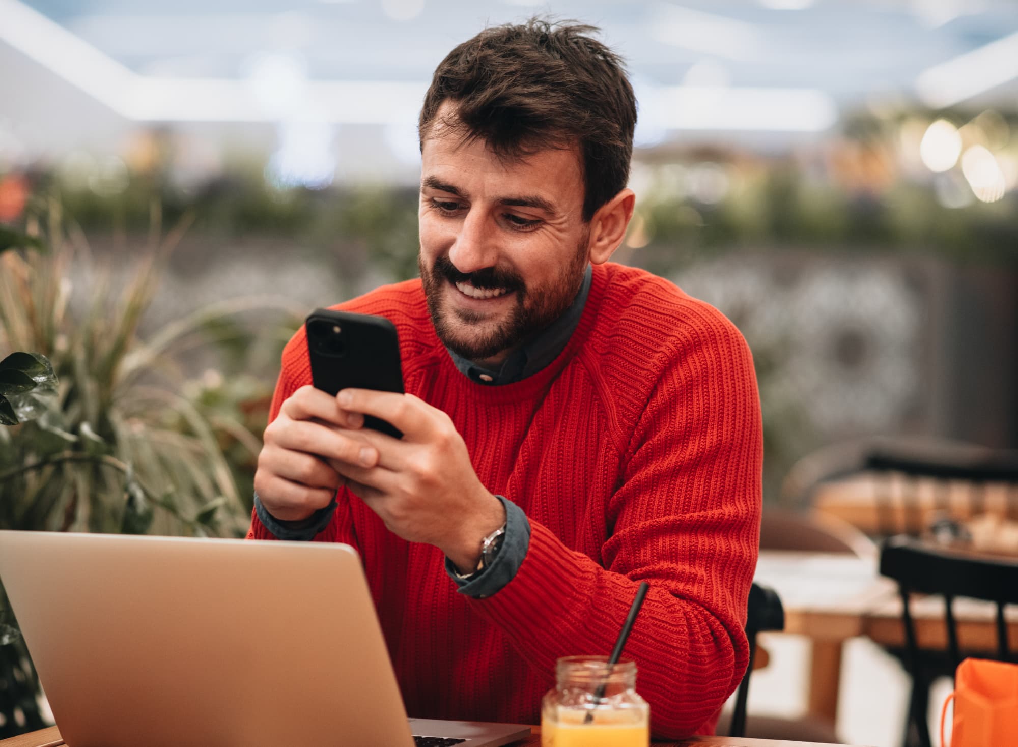 Contactate con nosotros